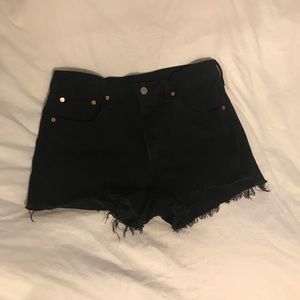 Lovely all black 501 Levi Shorts!!